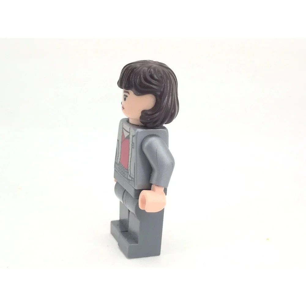 LEGO Star Wars Rare Minifigure Qi'ra SW0916 Misprint with Yoda Back Print